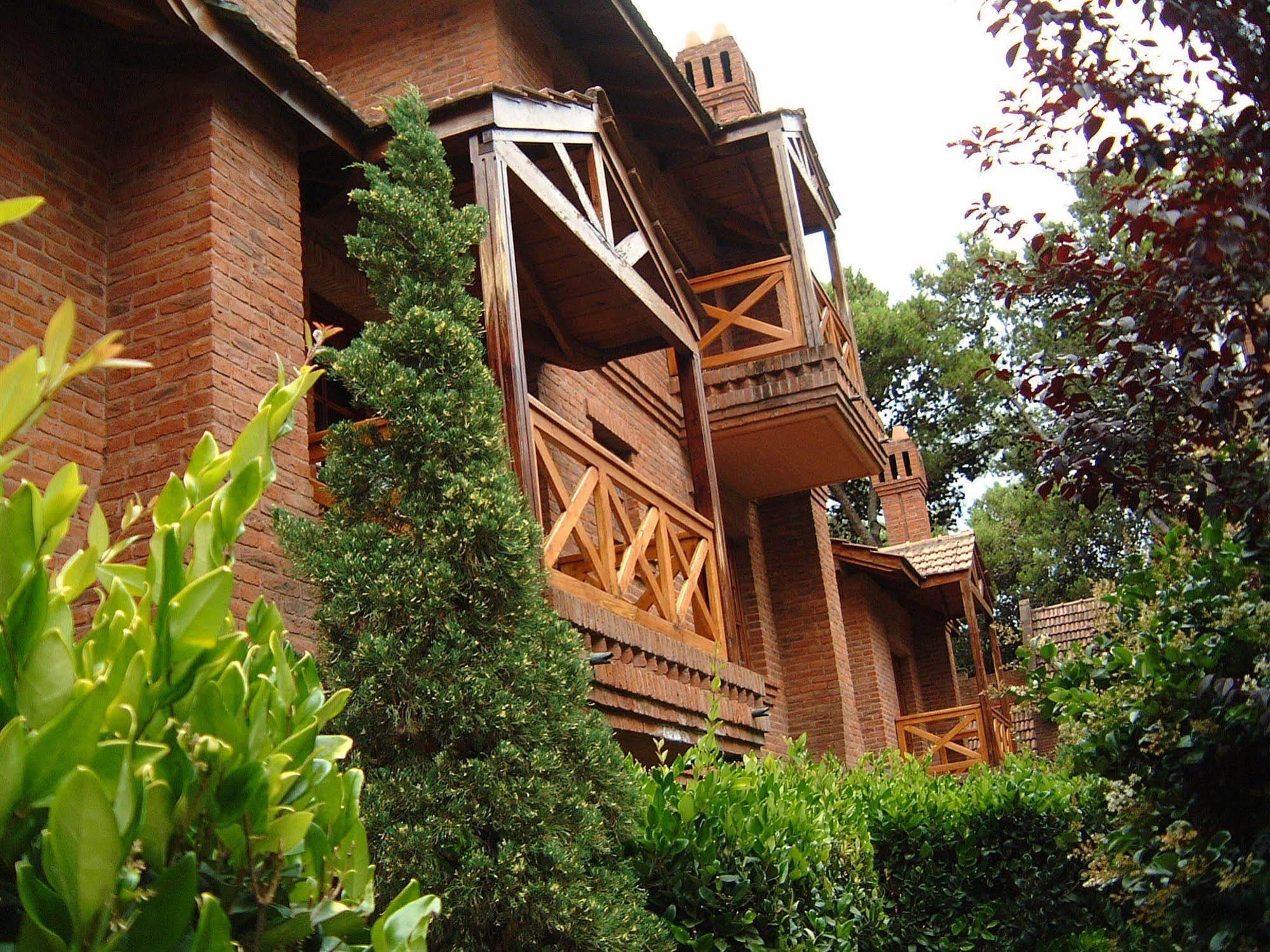 Vacances Dorado Pinamar Exterior photo